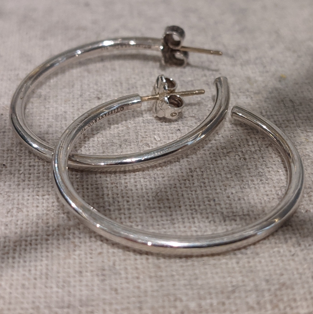 Tiffany Bezet Hoops Sterling 925